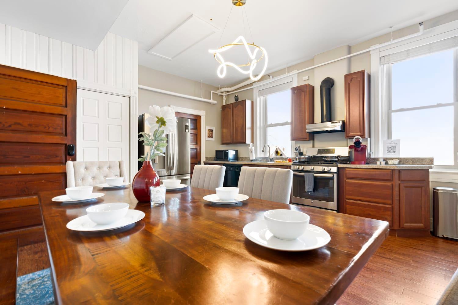 Apartment King Sleep8 4bed 3br 2ba Swepson Domestique *