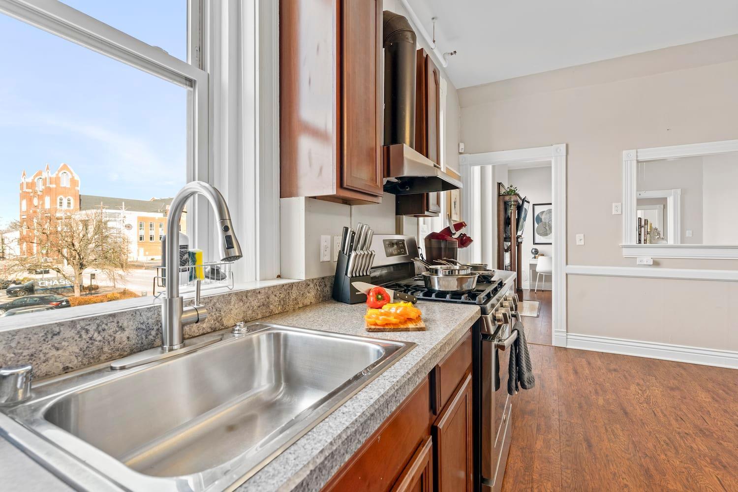 King Sleep8 4bed 3br 2ba Swepson Domestique Apartment