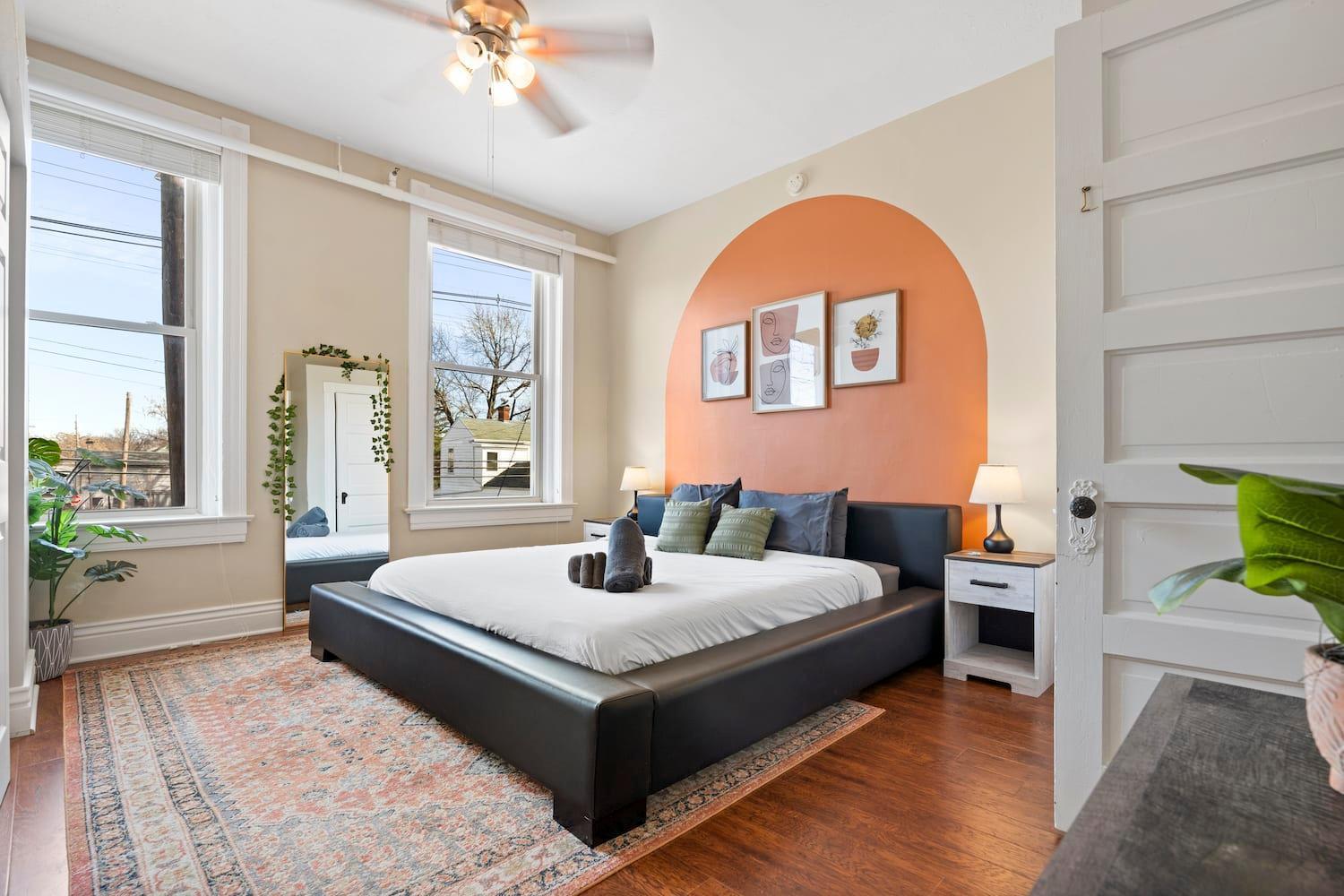 King Sleep8 4bed 3br 2ba Swepson Domestique Apartment